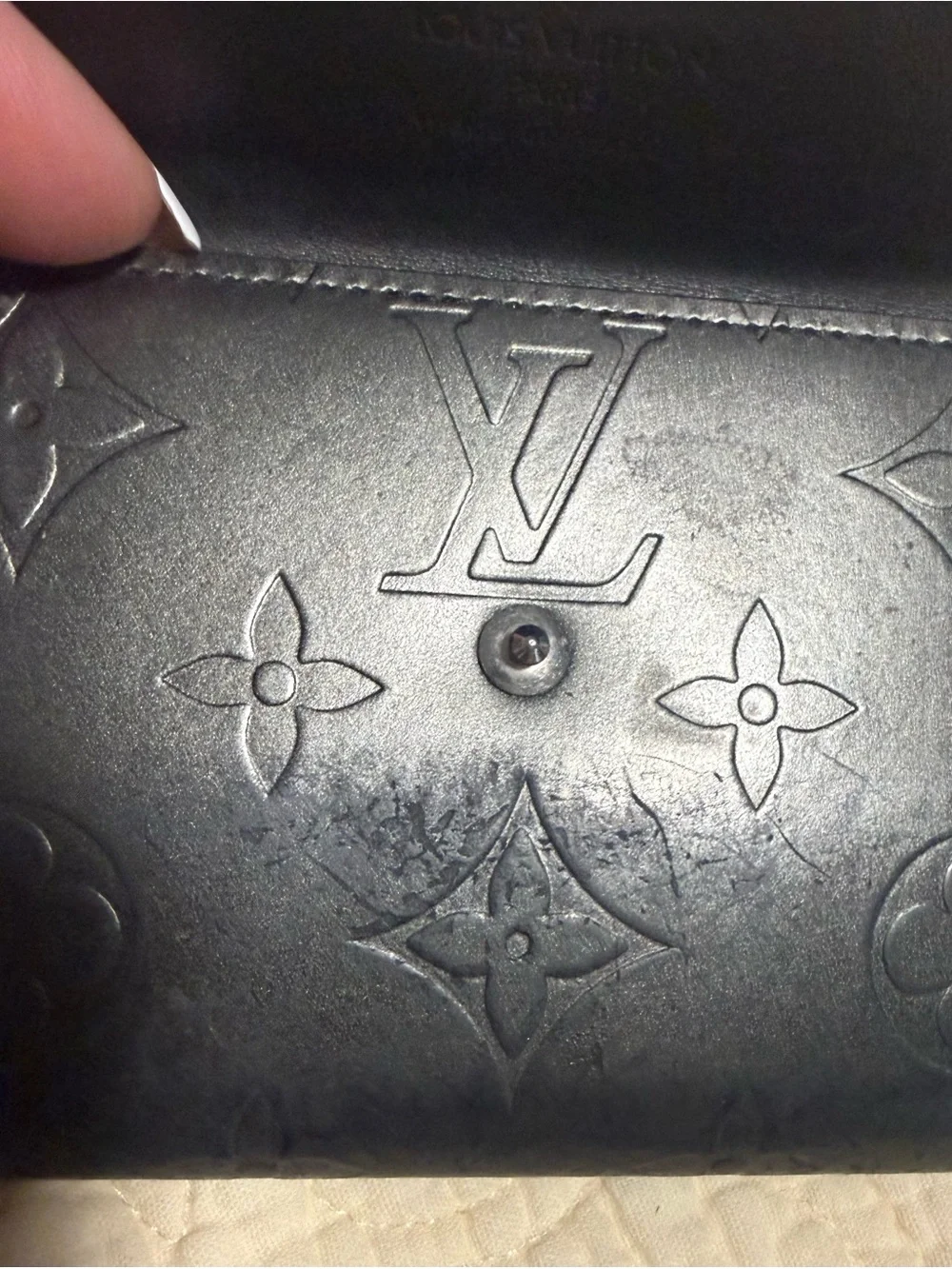 Louis Vutton “Vernis Matt” Black leather compact card/money holder!